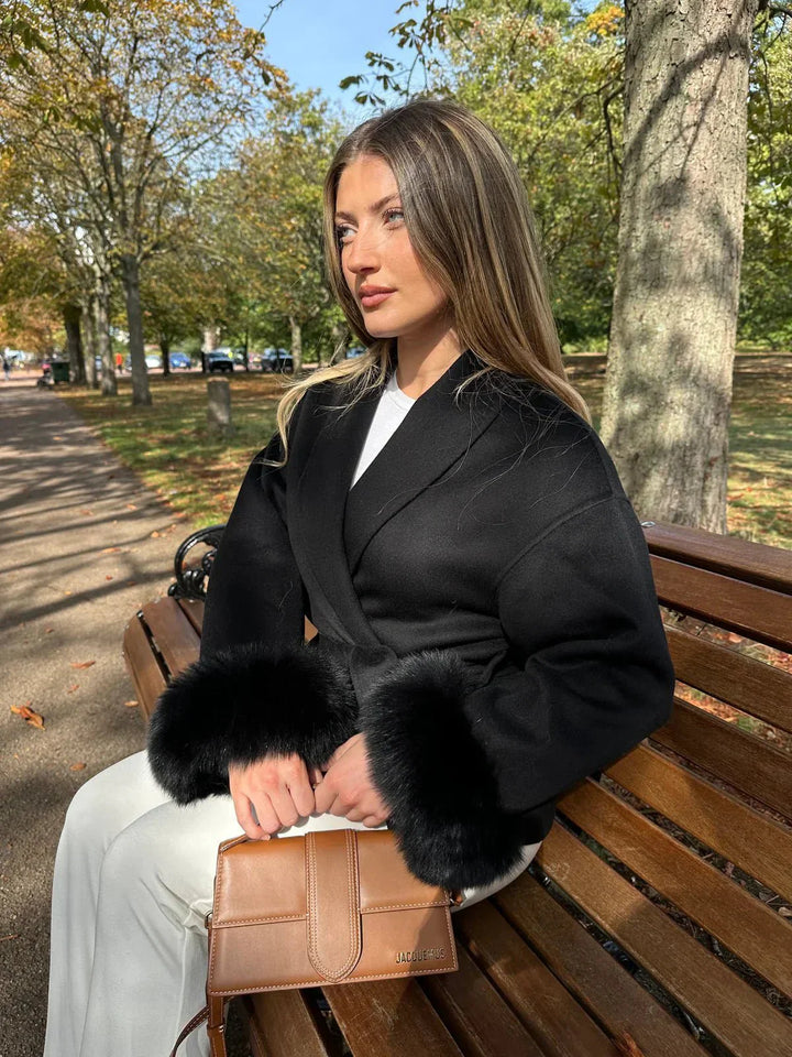 Arctic Grace | Elegant jacka i ull
